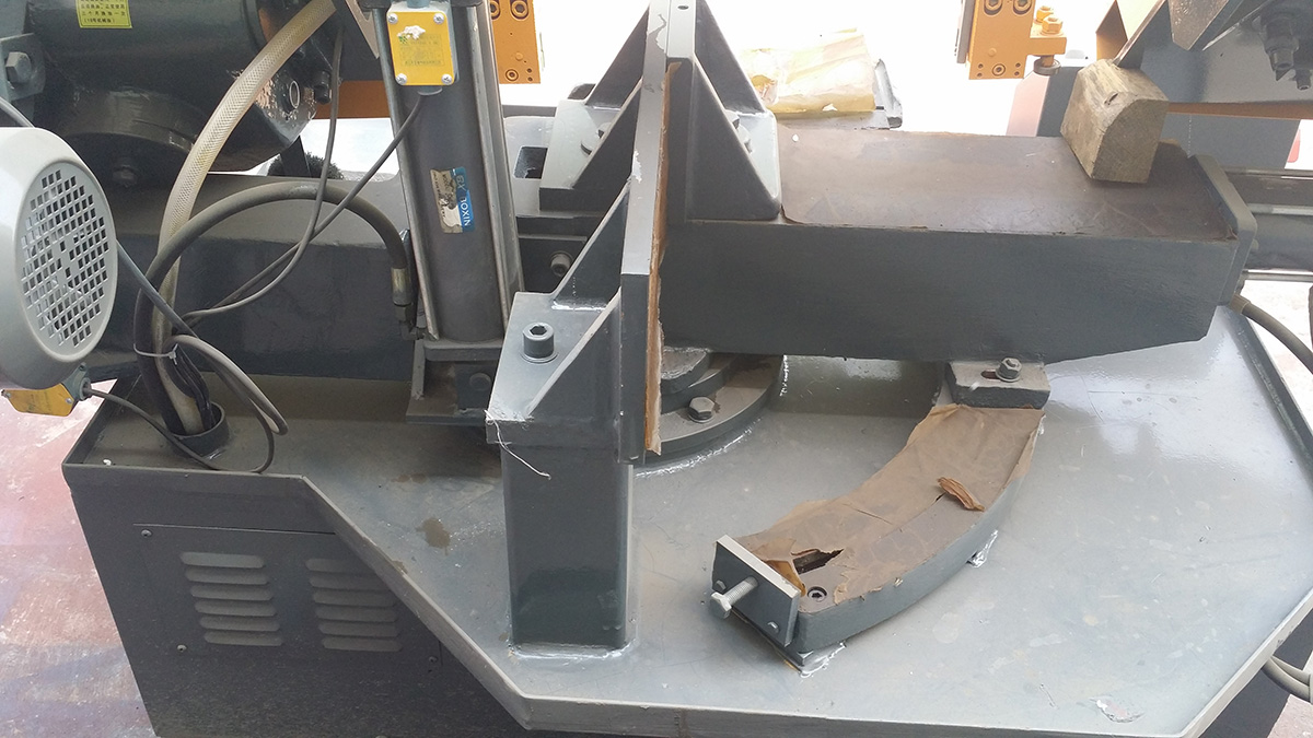 1727256599173049.jpg 02.jpg